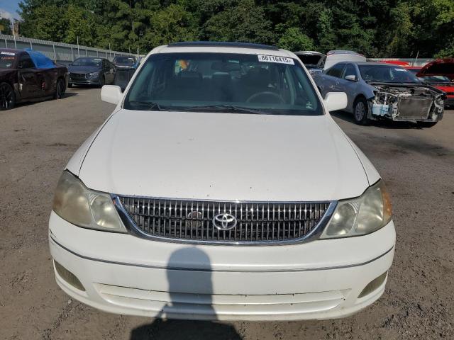 4T1BF28B62U243005 - 2002 TOYOTA AVALON XL WHITE photo 5