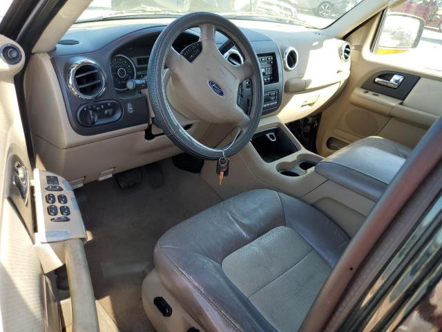 1FMFU18505LA24076 - 2005 FORD EXPEDITION EDDIE BAUER BLACK photo 8
