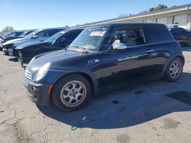 2005 MINI COOPER, 