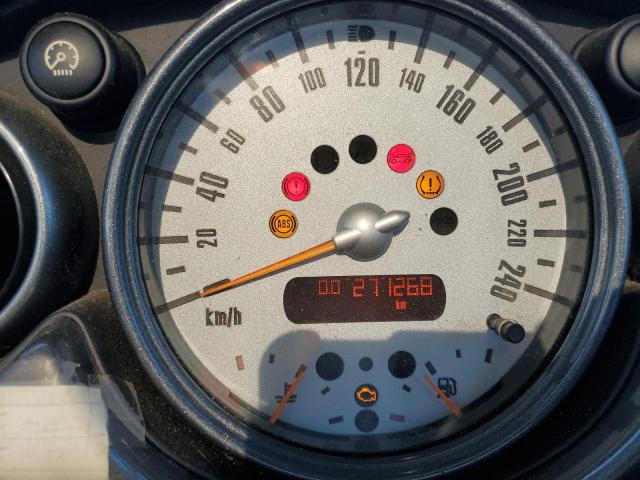 WMWRC33425TC57990 - 2005 MINI COOPER SILVER photo 9