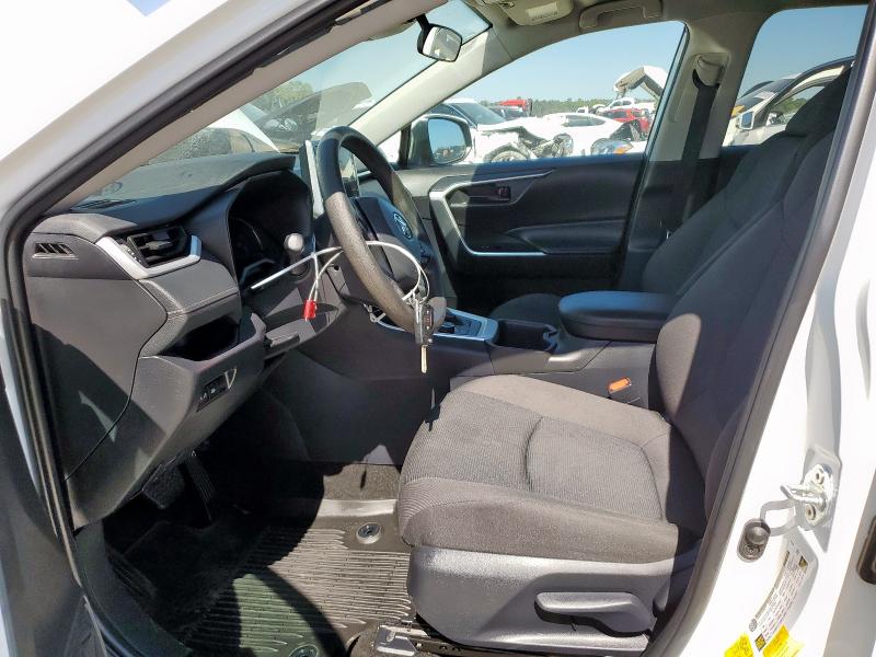 4T3MWRFV5RU156342 - 2024 TOYOTA RAV4 LE WHITE photo 7