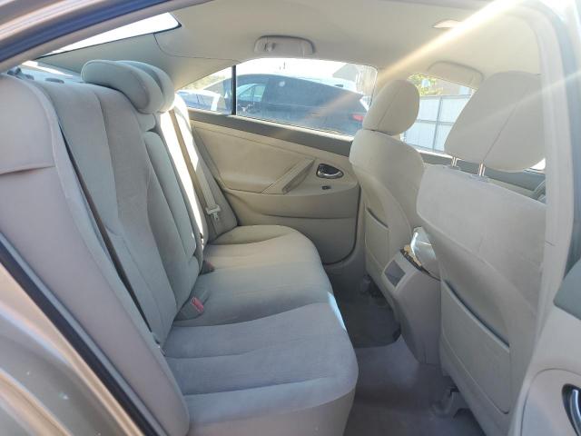 4T1BF3EK5BU189982 - 2011 TOYOTA CAMRY BASE Gold Foto 10