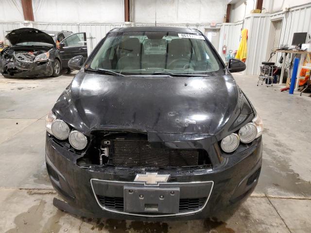 1G1JA5SH8C4158691 - 2012 CHEVROLET SONIC LS შავი ფოტო 5