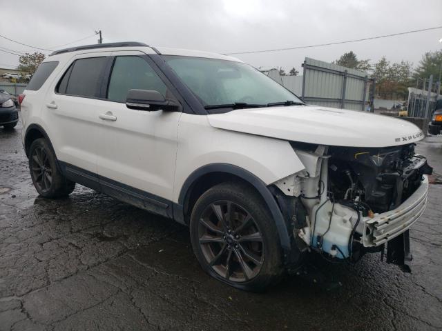1FM5K8D84HGD73233 - 2017 FORD EXPLORER XLT 白色 照片 4