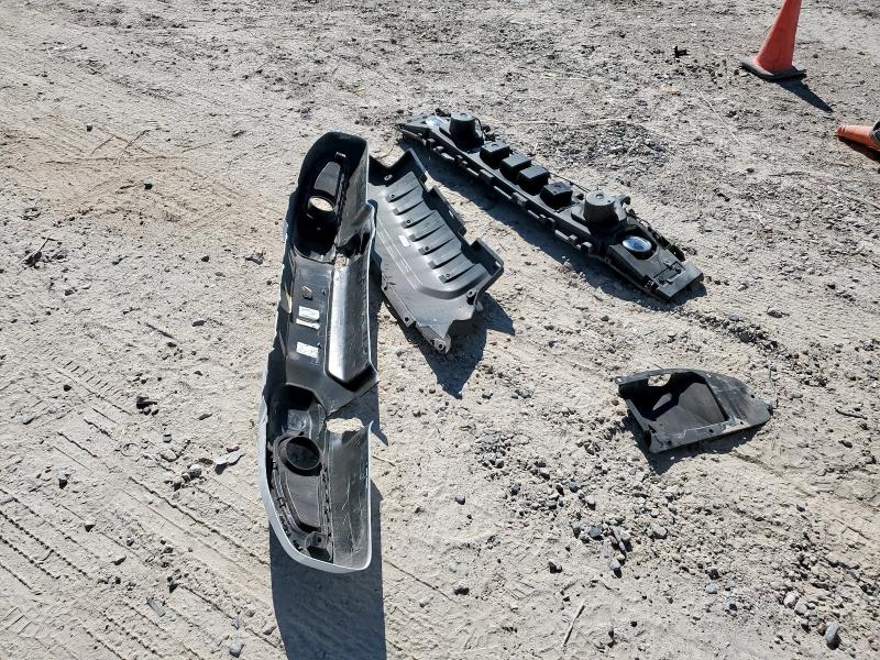 1C4HJXEG3MW619578 - 2021 JEEP WRANGLER U SAHARA WHITE photo 12