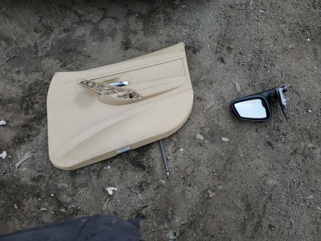 WBA3C3C56DF981156 - 2013 BMW 320 I XDRIVE BLUE photo 12