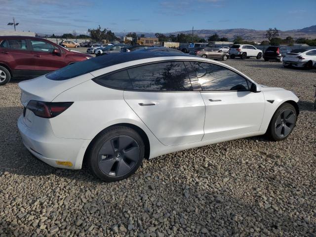 5YJ3E1EB5NF131531 - 2022 TESLA MODEL 3 白色 照片 3