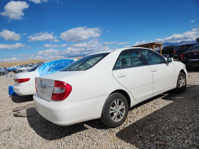 4T1BF30K74U067120 - 2004 TOYOTA CAMRY LE WHITE photo 3