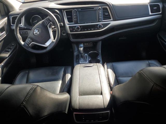 5TDJZRFH2KS705037 - 2019 TOYOTA HIGHLANDER SE თეთრი ფოტო 8