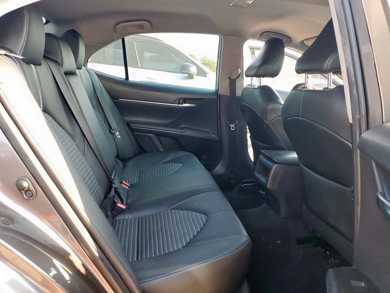 4T1T11AKXMU574583 - 2021 TOYOTA CAMRY SE 灰色 照片 10