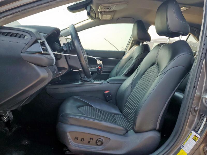 4T1T11AKXMU574583 - 2021 TOYOTA CAMRY SE 灰色 照片 7