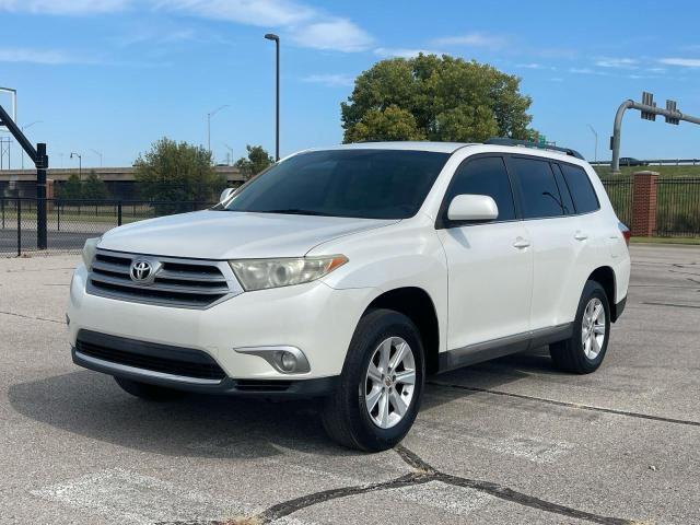 5TDZA3EH9CS026974 - 2012 TOYOTA HIGHLANDER BASE Սպիտակ լուսանկար 2