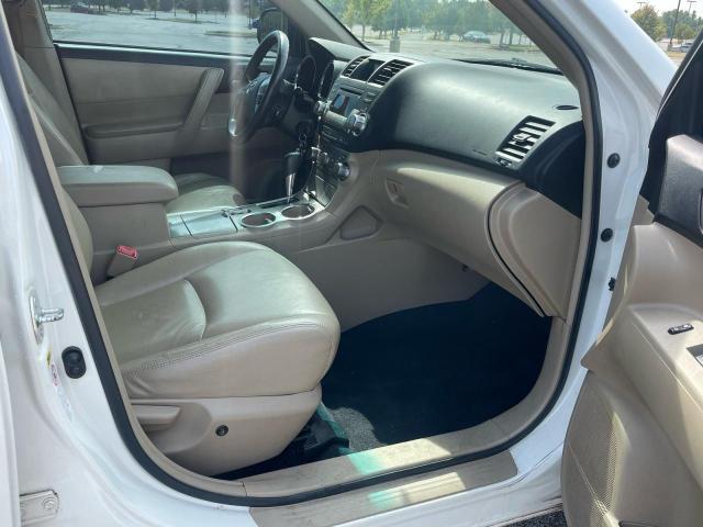 5TDZA3EH9CS026974 - 2012 TOYOTA HIGHLANDER BASE Սպիտակ լուսանկար 5