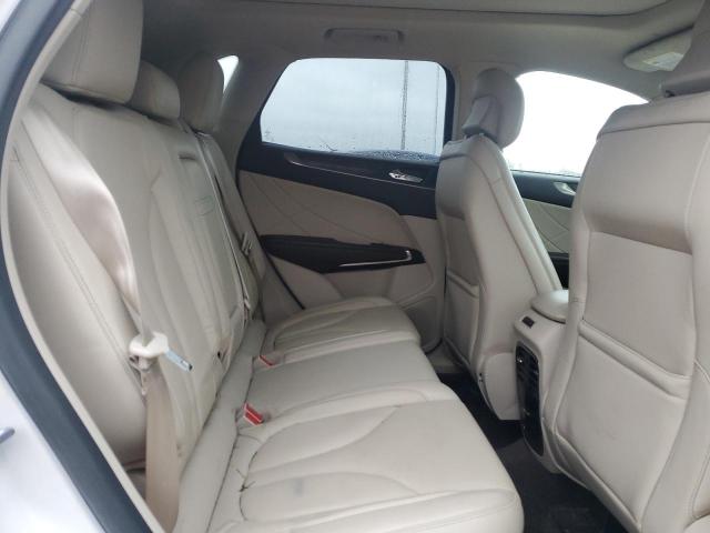 5LMCJ3D98HUL52373 - 2017 LINCOLN MKC RESERVE თეთრი ფოტო 11