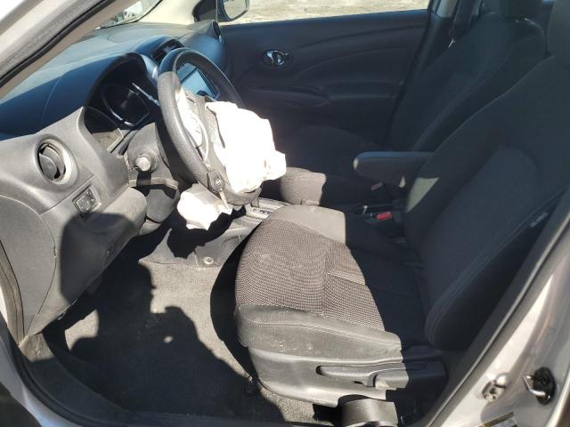 3N1CN7AP4KL851021 - 2019 NISSAN VERSA S 银色 照片 14