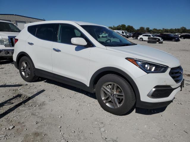 5NMZT3LBXJH077926 - 2018 HYUNDAI SANTA FE S WHITE photo 4