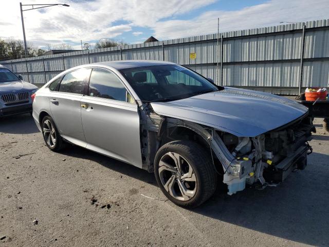 1HGCV1F49JA013471 - 2018 HONDA ACCORD EX SILVER photo 4