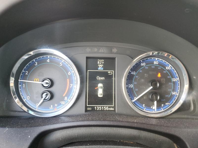 5YFBURHE2JP743932 - 2018 TOYOTA COROLLA L 黑色 照片 9