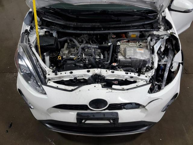 JTDKDTB38J1600590 - 2018 TOYOTA PRIUS C თეთრი ფოტო 12