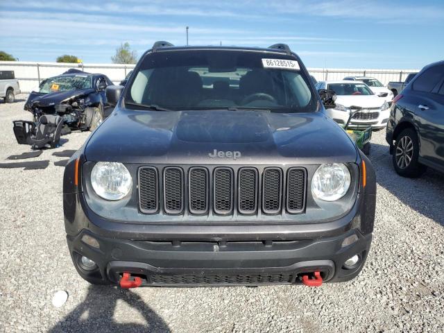 ZACCJBCT6GPD72863 - 2016 JEEP RENEGADE TRAILHAWK GRAY photo 5