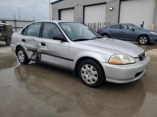 1HGEJ667XWL019982 - 1998 HONDA CIVIC LX 银色 照片 4