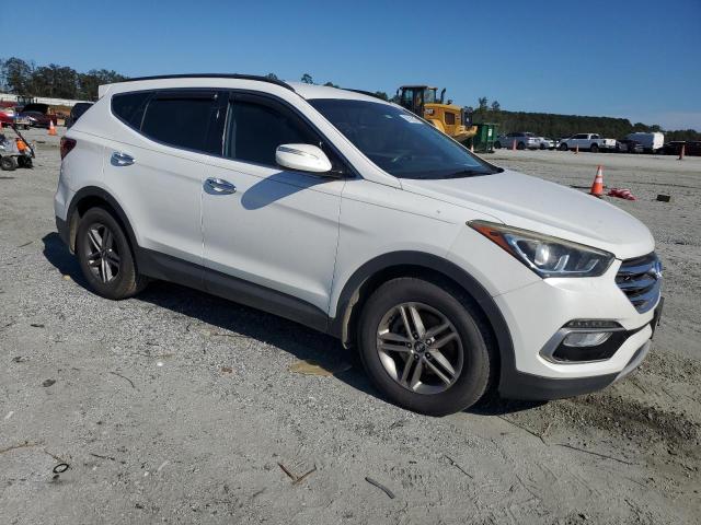 5NMZU3LB6JH088032 - 2018 HYUNDAI SANTA FE S 白色 照片 4