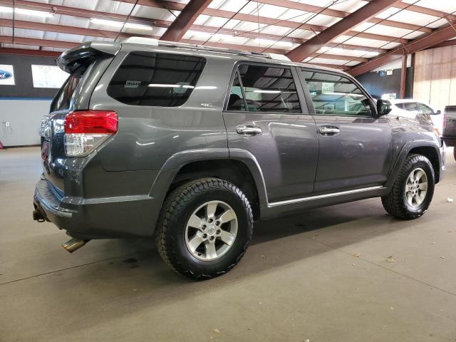 JTEBU5JR9A5008234 - 2010 TOYT 4RUNNER SR5 GRAY photo 3