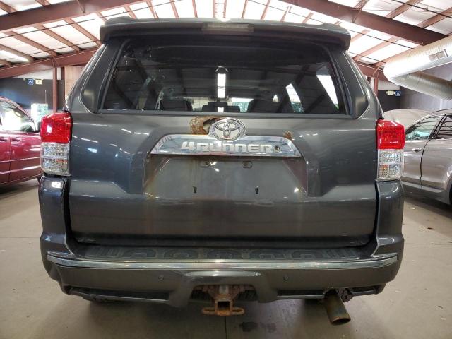 JTEBU5JR9A5008234 - 2010 TOYT 4RUNNER SR5 GRAY photo 6