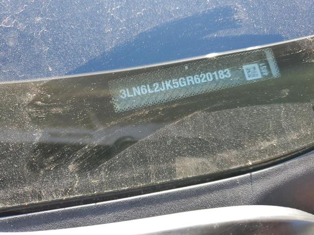 3LN6L2JK5GR620183 - 2016 LINCOLN MKZ WHITE photo 12