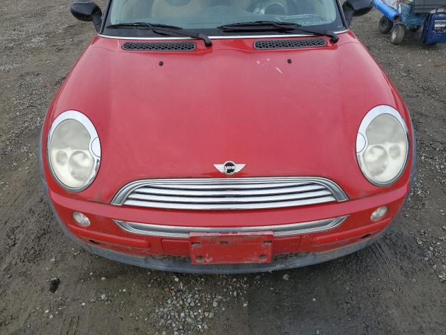 WMWRC33443TC40864 - 2003 MINI COOPER RED photo 11