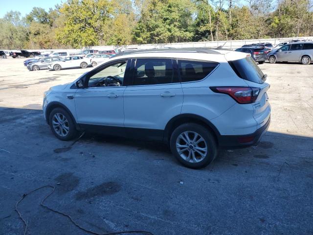 1FMCU9GD4JUC29382 - 2018 FORD ESCAPE SE თეთრი ფოტო 2