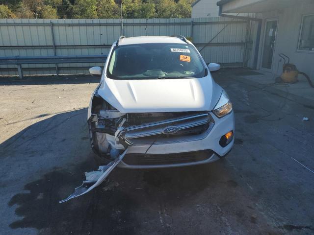 1FMCU9GD4JUC29382 - 2018 FORD ESCAPE SE თეთრი ფოტო 5