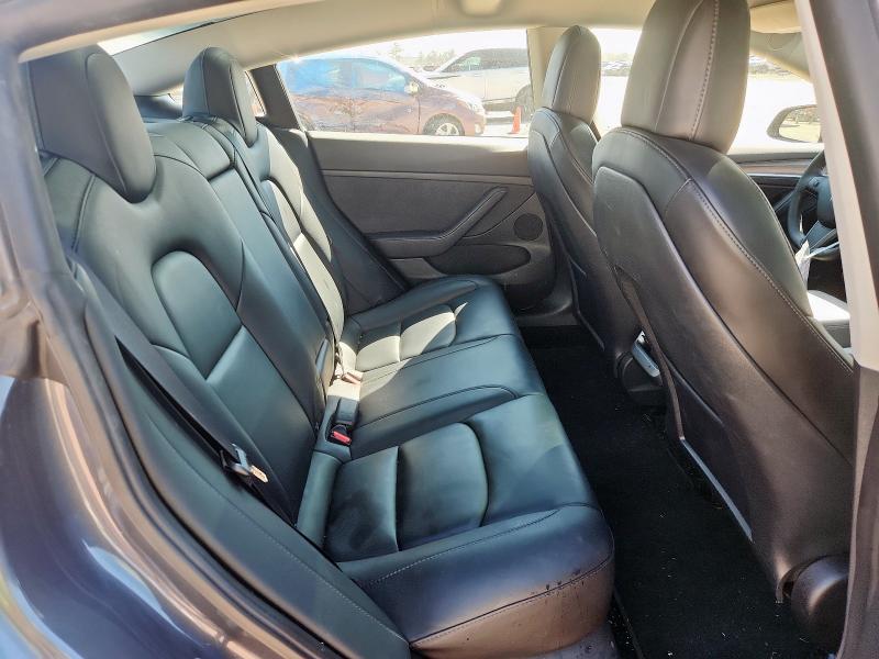 5YJ3E1EB1NF251195 - 2022 TESLA MODEL 3 ნაცრისფერი ფოტო 10