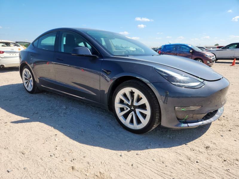 5YJ3E1EB1NF251195 - 2022 TESLA MODEL 3 ნაცრისფერი ფოტო 4