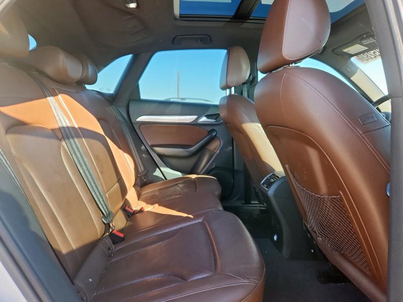 WA1JCCFS1JR005494 - 2018 AUDI Q3 PREMIUM PLUS 白色 照片 11