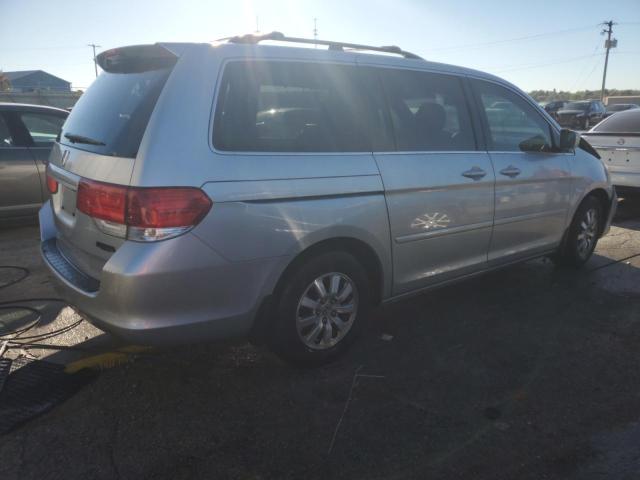 5FNRL3H62AB043539 - 2010 HONDA ODYSSEY EXL SILVER photo 3