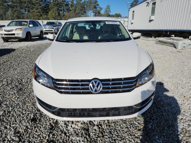1VWBS7A34FC020440 - 2015 VOLKSWAGEN PASSAT SE WHITE photo 5