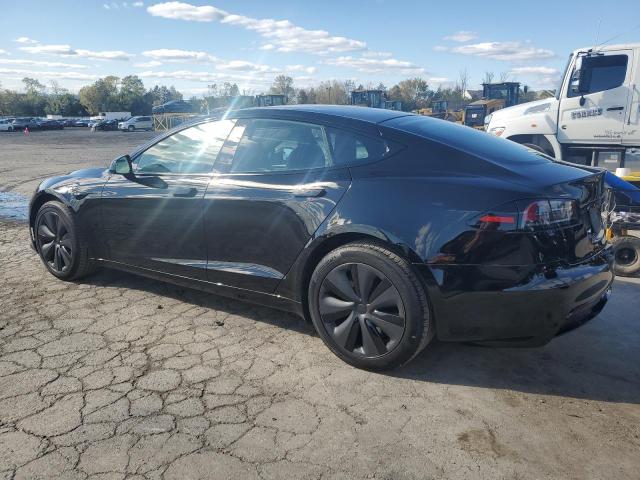 5YJSA1E52RF532784 - 2024 TESLA MODEL S BLACK photo 2