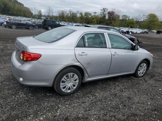 2T1BU4EE5AC382543 - 2010 TOYOTA COROLLA BASE SILVER photo 3