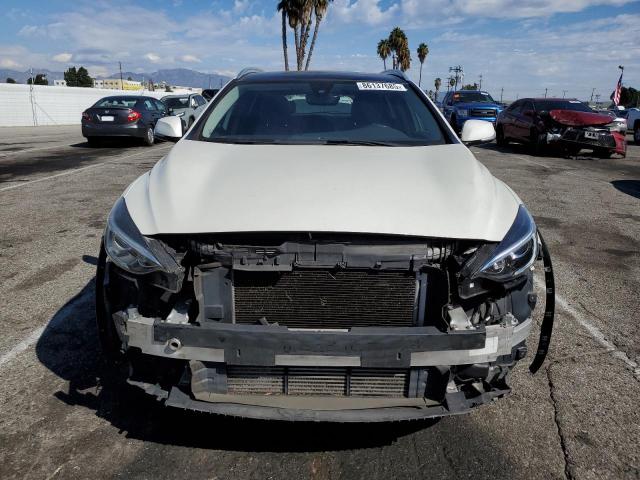 SJKCH5CP0JA057206 - 2018 INFINITI QX30 BASE Beyaz fotoğraf 5