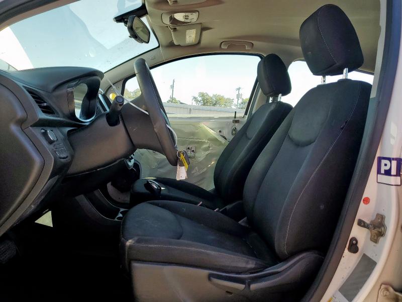 KL8CB6SA9JC457561 - 2018 CHEVROLET SPARK LS WHITE photo 7