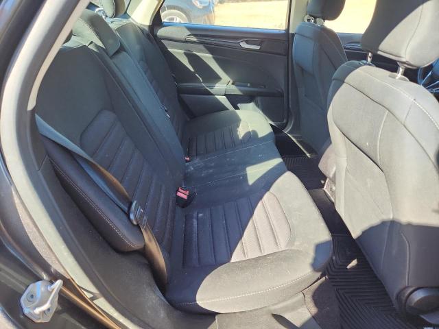 3FA6P0G7XJR200464 - 2018 FORD FUSION S 灰色 照片 10