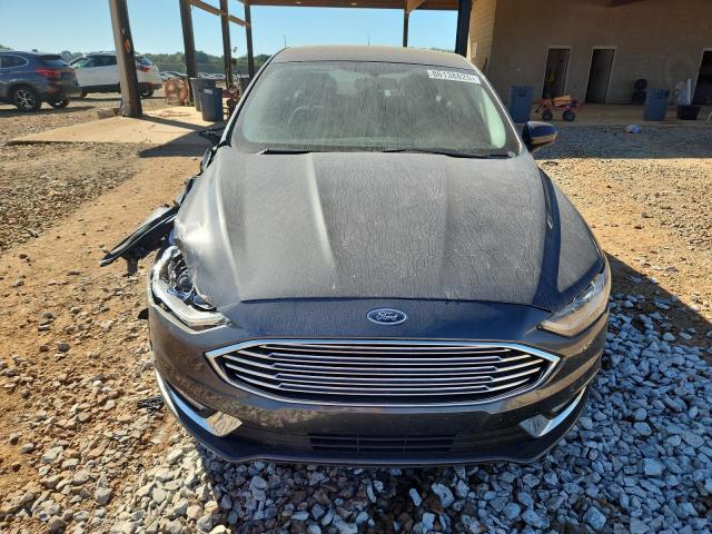 3FA6P0G7XJR200464 - 2018 FORD FUSION S 灰色 照片 5