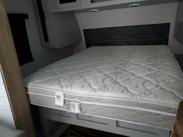 5SFNB2227NE488610 - 2022 HEARTLAND GATEWAY 双色 照片 5