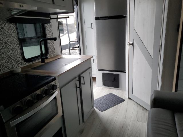 5SFNB2227NE488610 - 2022 HEARTLAND GATEWAY 双色 照片 6