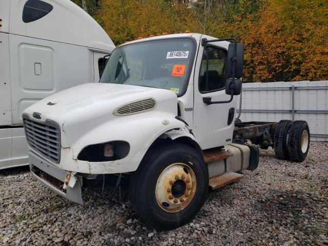 1FVACXDT6BHAY6175 - 2011 FREIGHTLINER M2 106 MEDIUM DUTY WHITE photo 2