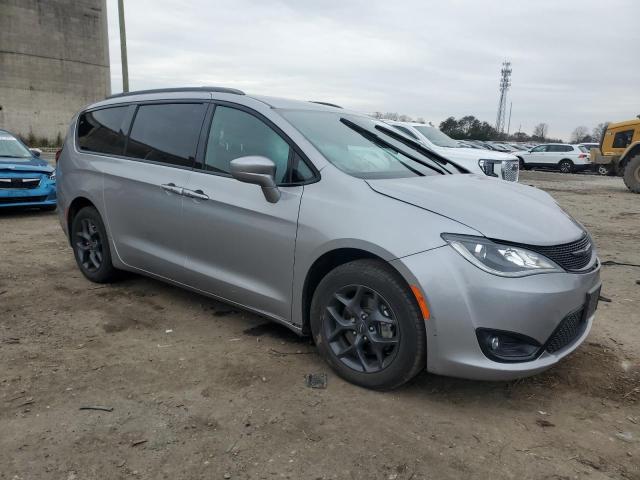 2C4RC1BG5JR274302 - 2018 CHRYSLER PACIFICA TOURING L SILVER photo 4