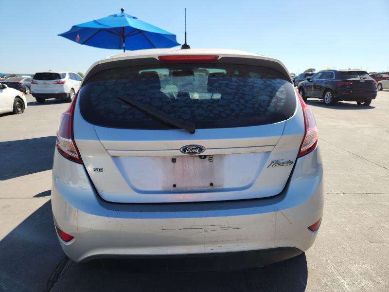 3FADP4EJ4KM104647 - 2019 FORD FIESTA SE ვერცხლისფერი ფოტო 6