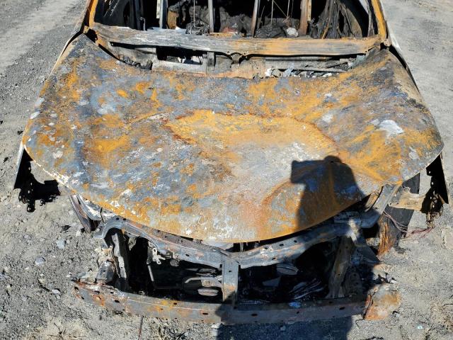 JTMZFREV8JD132030 - 2018 TOYOTA RAV4 LE Білий фото 12