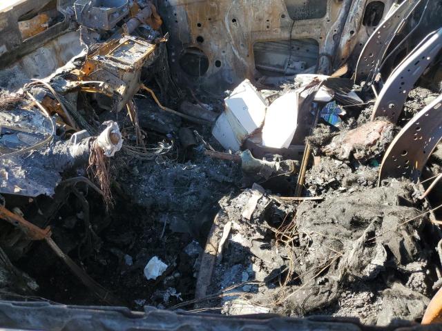 JTMZFREV8JD132030 - 2018 TOYOTA RAV4 LE Білий фото 7